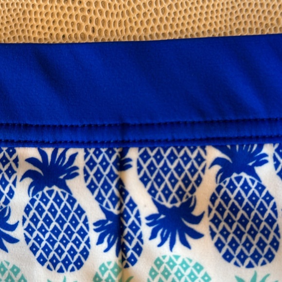 Mini Boden Girls patterned swim shorts NWOT size 3-4y - Picture 4 of 6